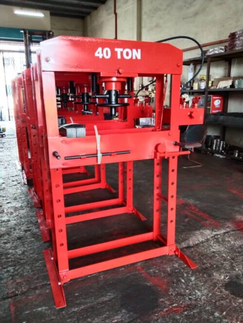 40 Tons Medium Duty Hydraulic Presses